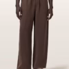 Korten Loose Fit Linen Blend Pants